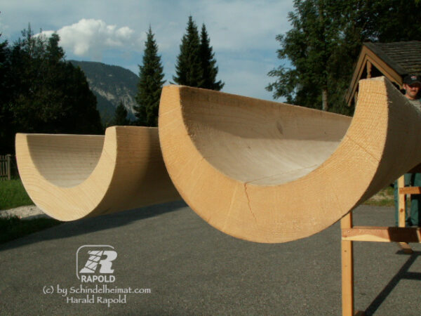 Holzdachrinnen Fichte kleines Format | Preis pro: 4m, 5m, 6m