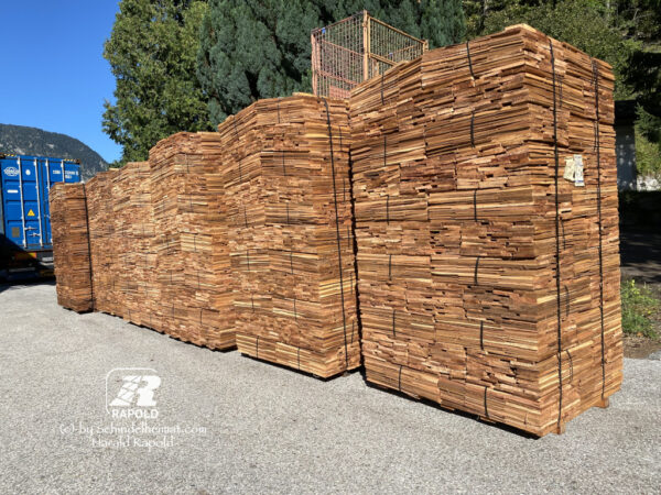 Rot-Zedernschindeln gespalten "Landhaus-Schindeln" | 45 cm lang (Dach). – Bild 7