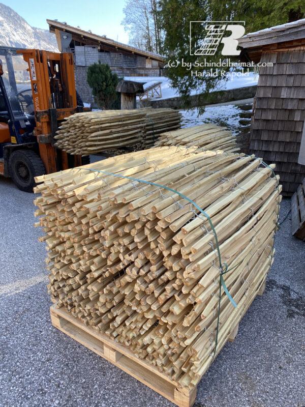 Robinien-Staketenzaun ca. 120cm | Rollen zu 10-LFM – Bild 7